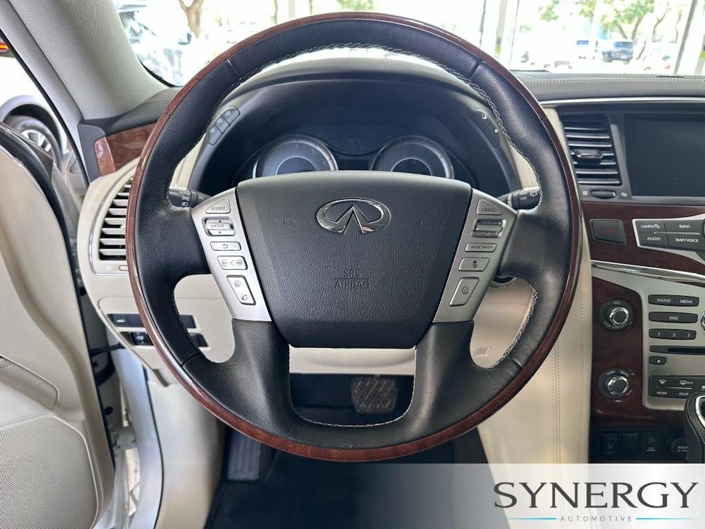 Used 2018 Moonstone White INFINITI Base image 19