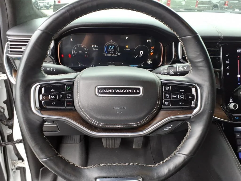 2022 Jeep Grand Wagoneer Series II - Photo 17