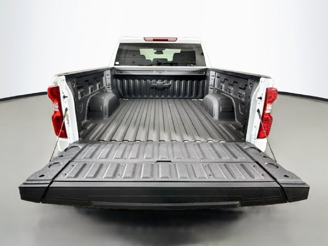 New 2026 Summit White Chevrolet Custom Trail Boss image 25