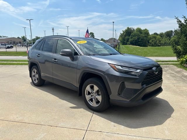 Certified Used 2022 Magnetic Gray Metallic Toyota XLE image 34