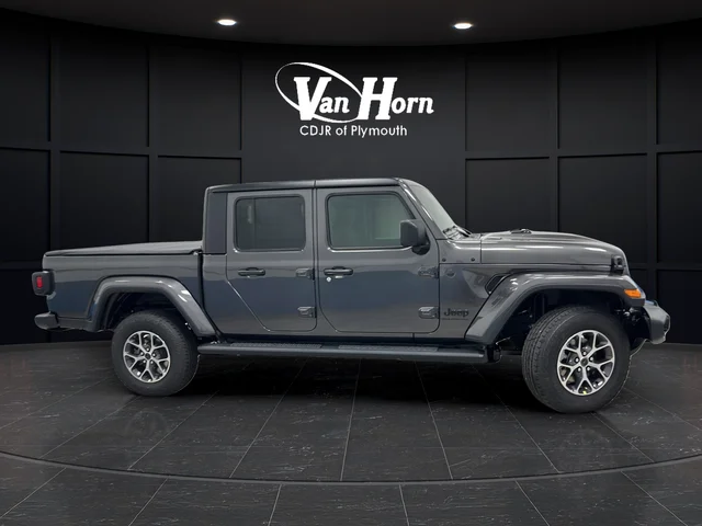 New 2026 Granite Crystal Metallic Clear-Coat Exterior Paint Jeep Sport S image 8