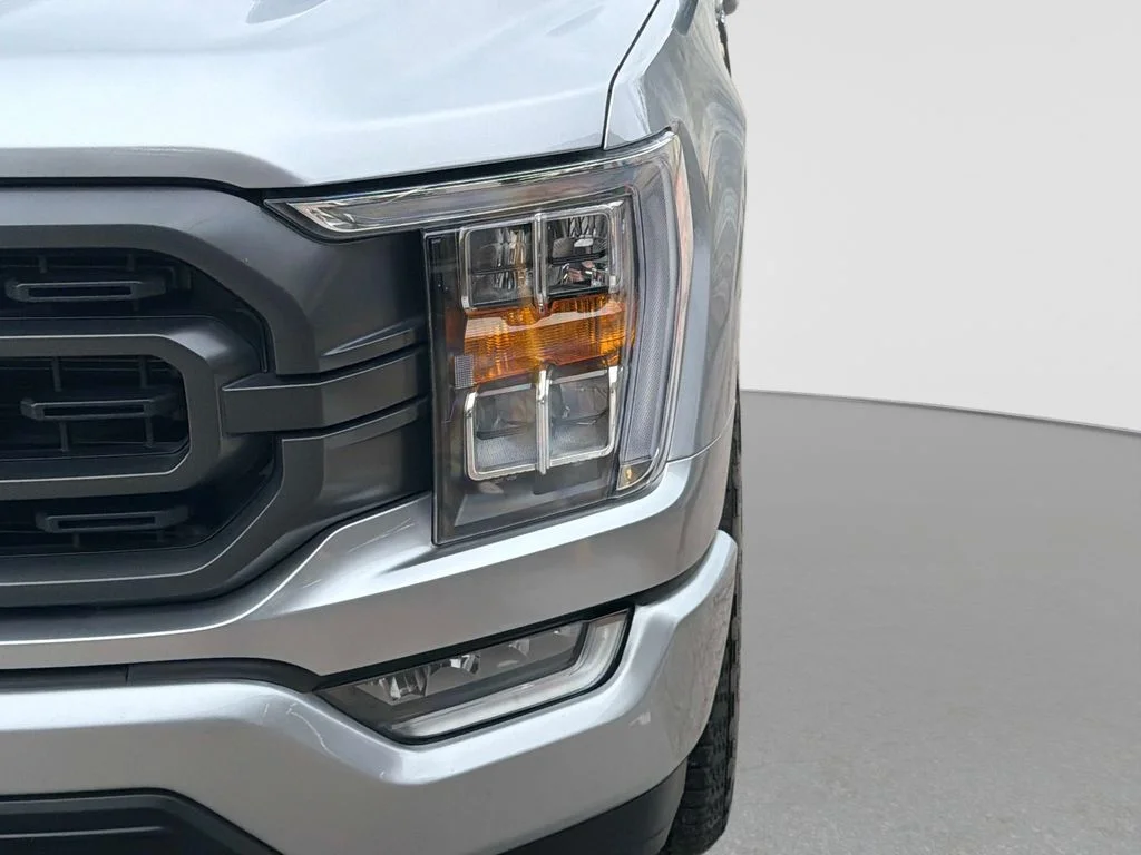 Used 2023 Iconic Silver Metallic Ford XLT image 11