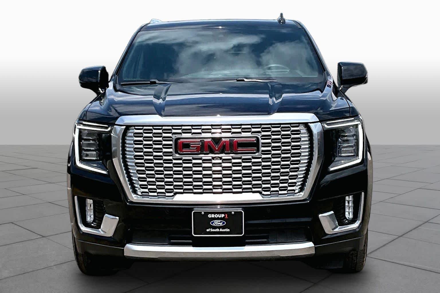 Used 2021 Onyx Black GMC Denali image 5