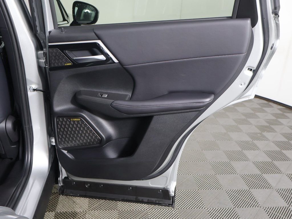 New 2026 Silver Mitsubishi SE 1.5T S-AWC image 30