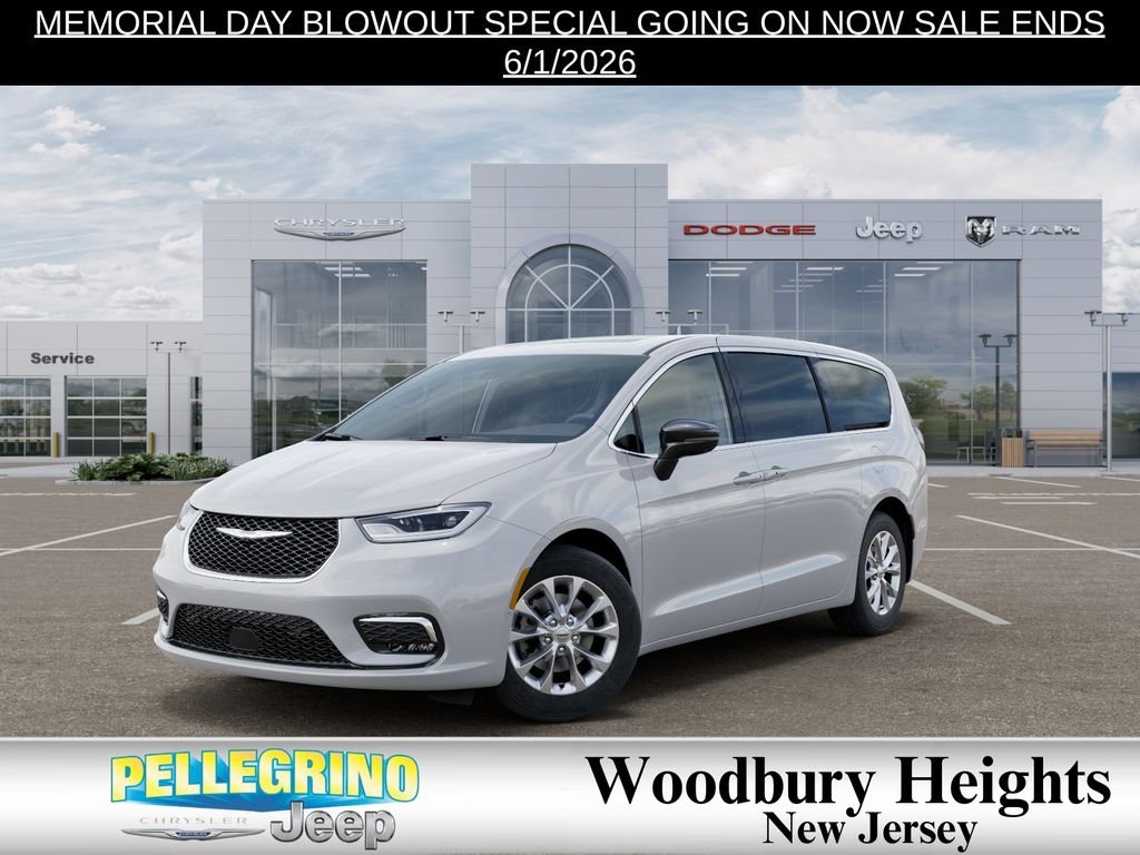 2026 Chrysler Pacifica Limited's photo