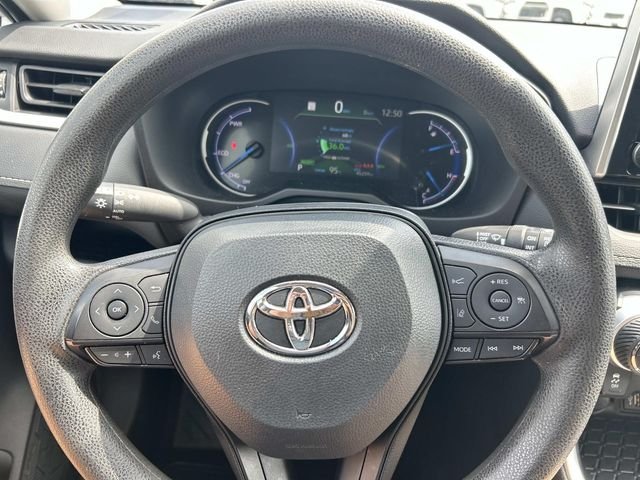 Used 2025 White Toyota XLE image 26