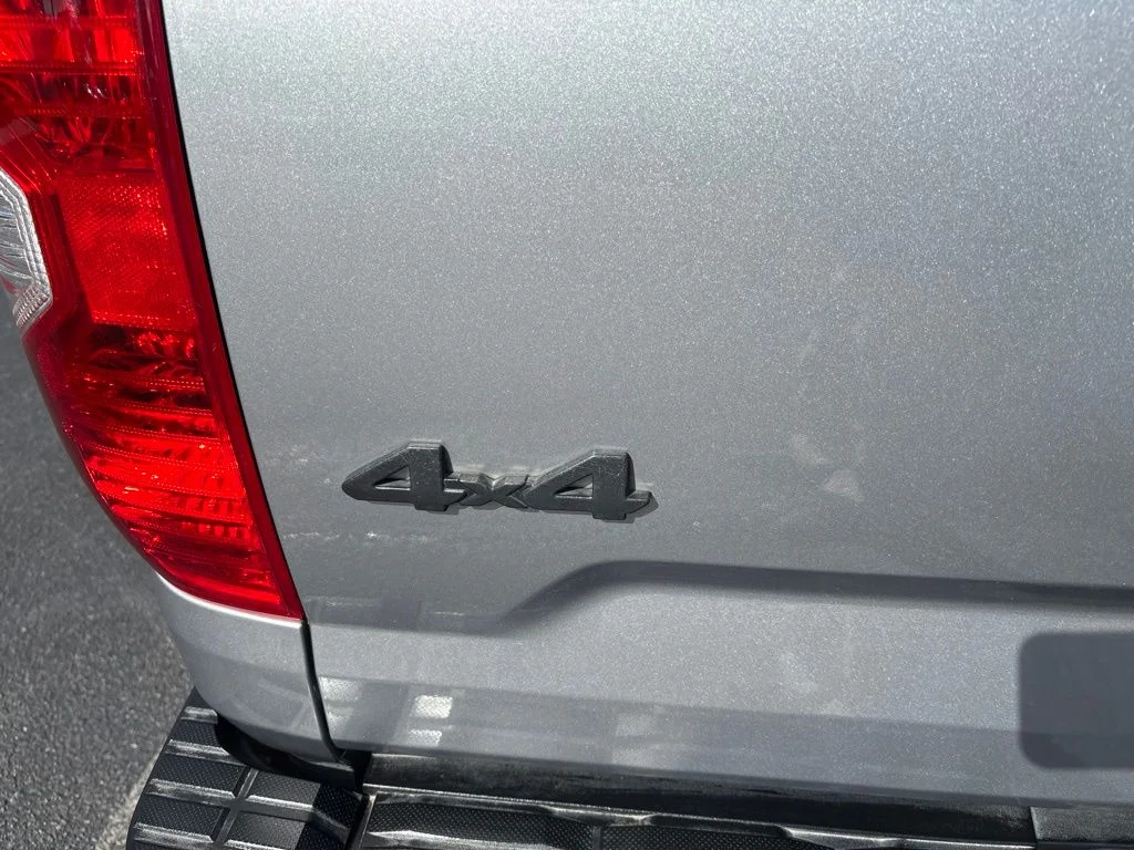 Used 2020 Silver Toyota SR5 image 10