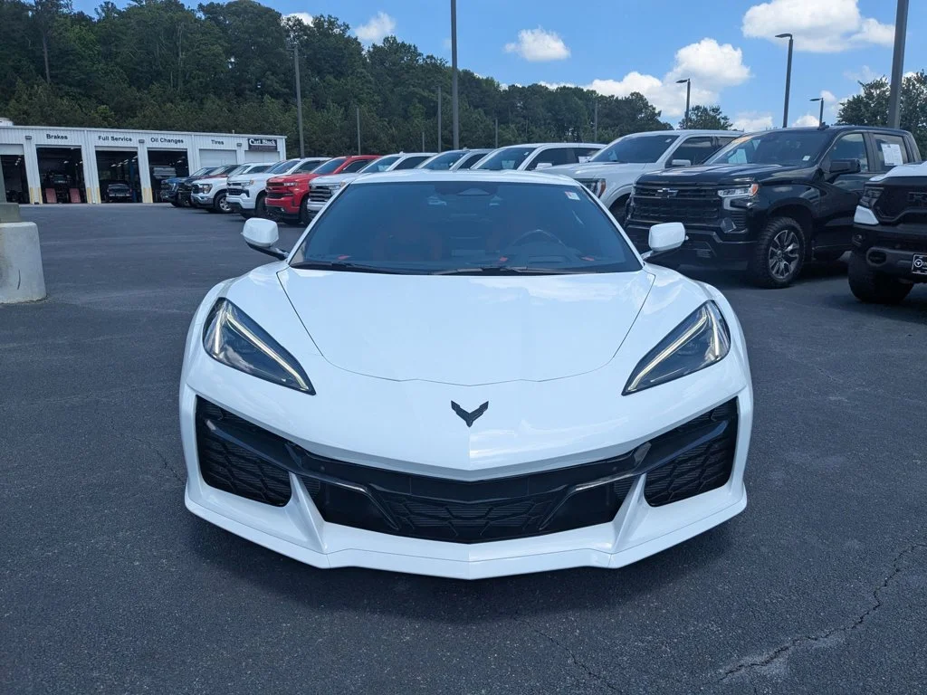 Used 2025 Arctic White Chevrolet 3LZ image 2
