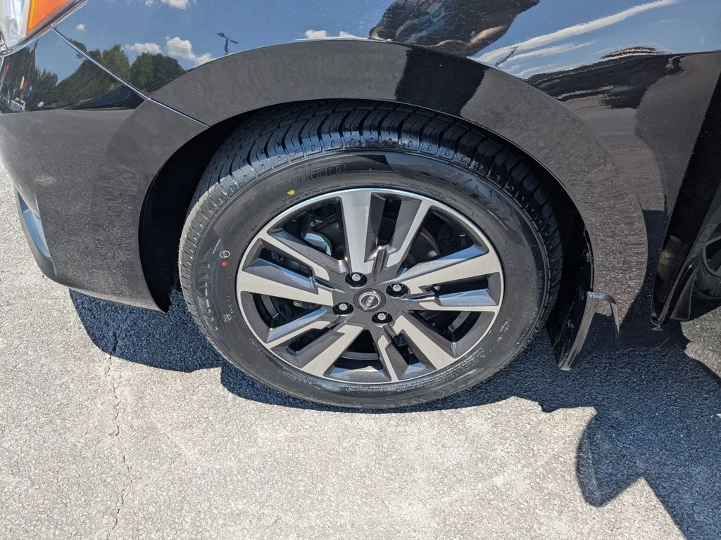 Used 2024 Super Black Nissan SV image 10