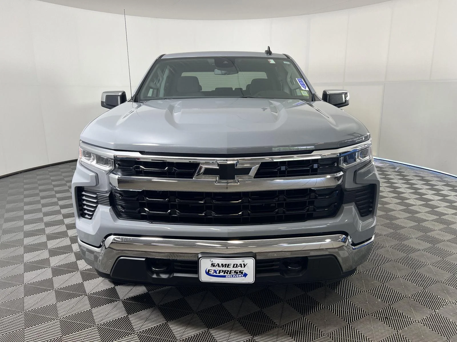 Used 2024 Slate Gray Metallic Chevrolet LT (2FL) image 24