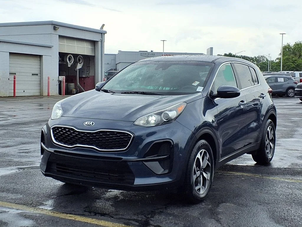 Used 2021 Kia Sportage LX with VIN KNDPM3AC6M7881295 for sale in Kansas City