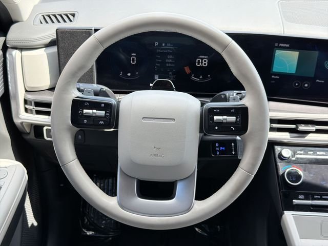 Used 2025 Gray Hyundai SEL image 13