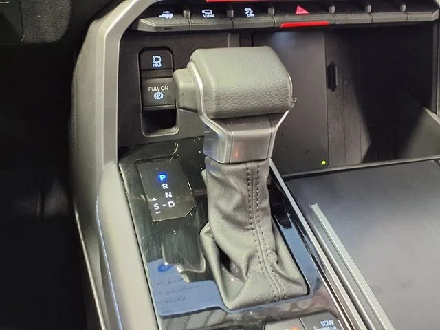 Used 2025 Beige Toyota Platinum image 16