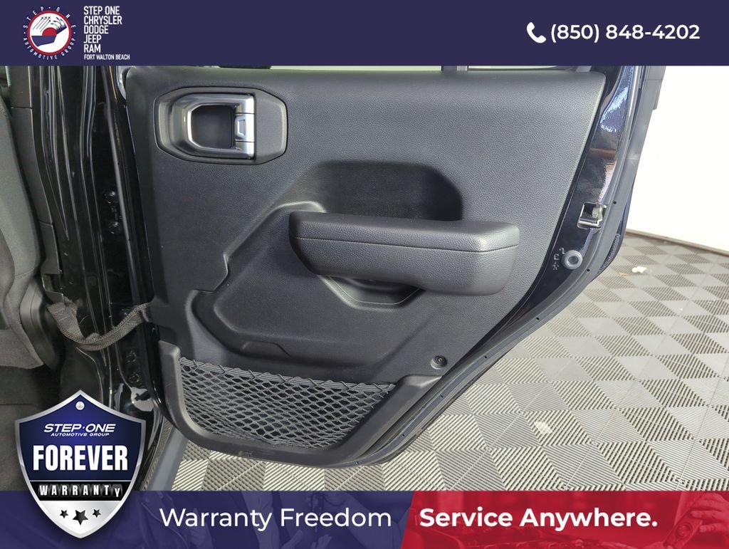 Used 2023 Black Jeep Rubicon 4xe image 27