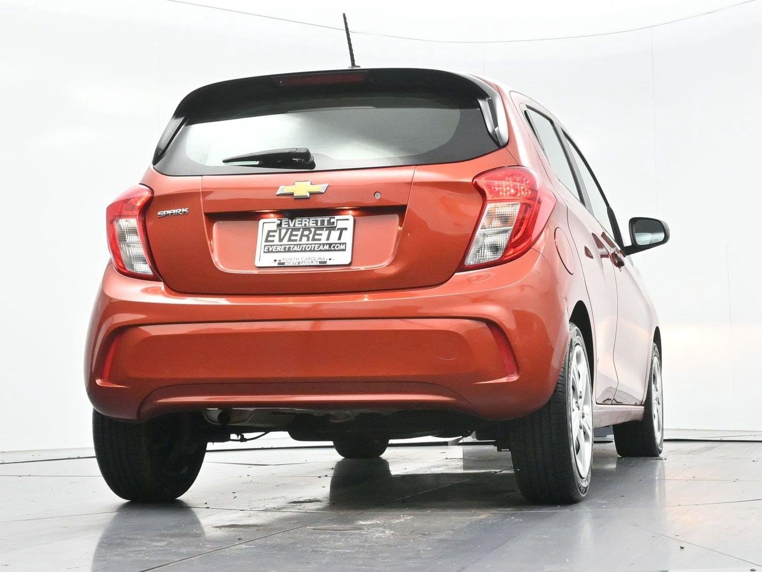 Used 2021 Metallic paint.) Chevrolet LS image 39