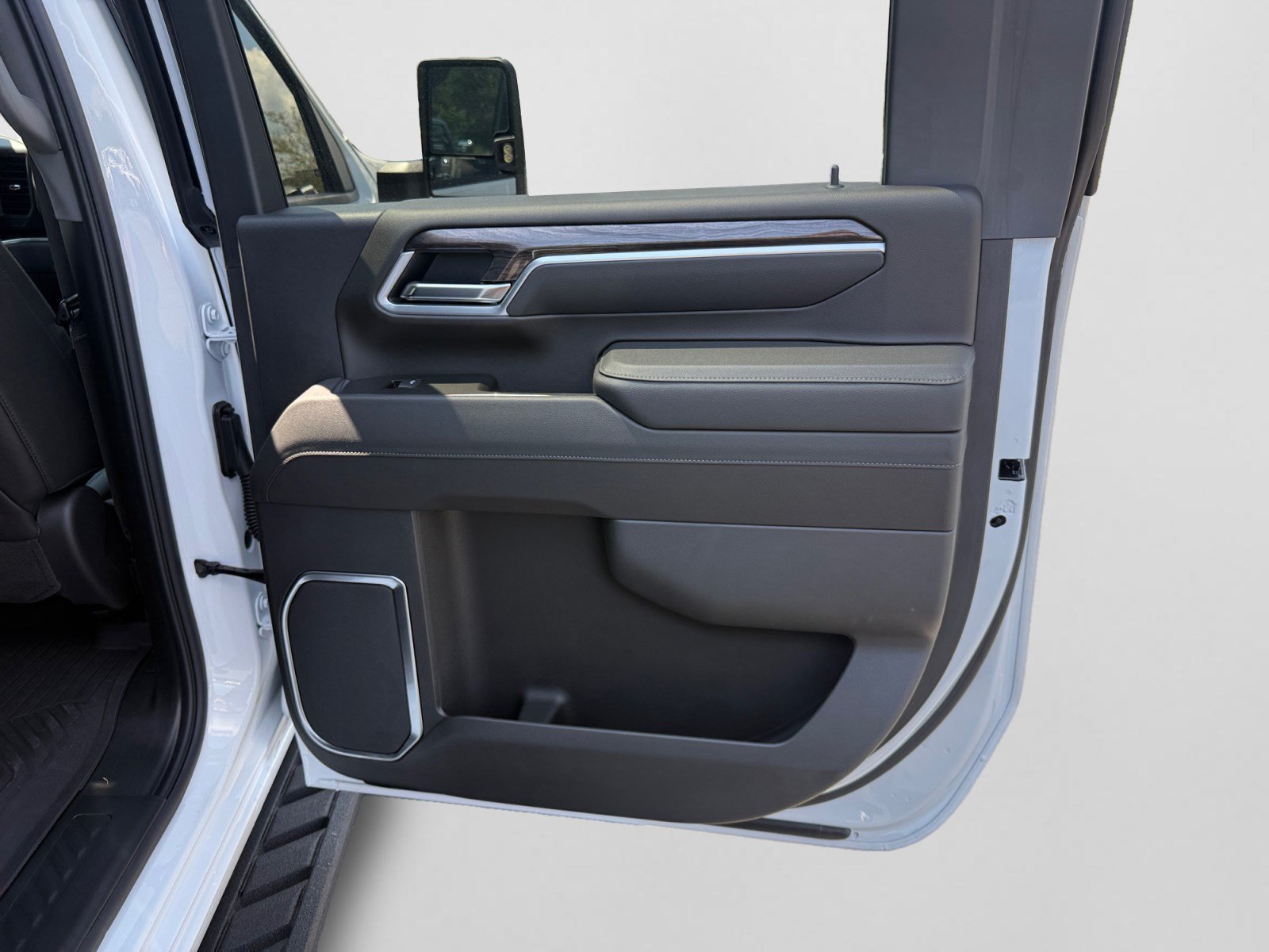 2026 Chevrolet Silverado 2500 HD LTZ - Photo 16