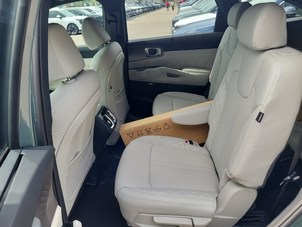 New 2026 Cityscape Green Kia X-Line SX Prestige AWD image 16