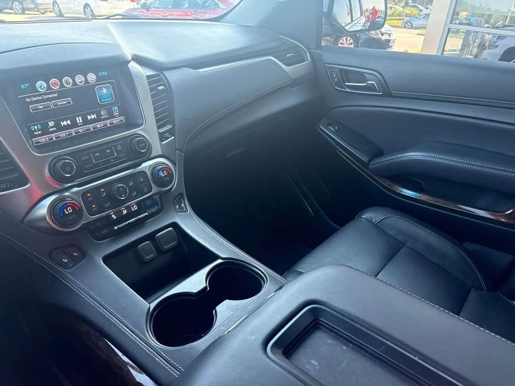 Used 2019 White Chevrolet LT image 24