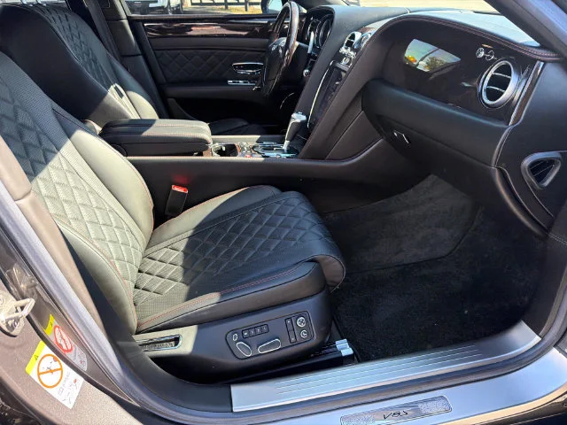 Used 2017 Black Bentley V8 S image 13