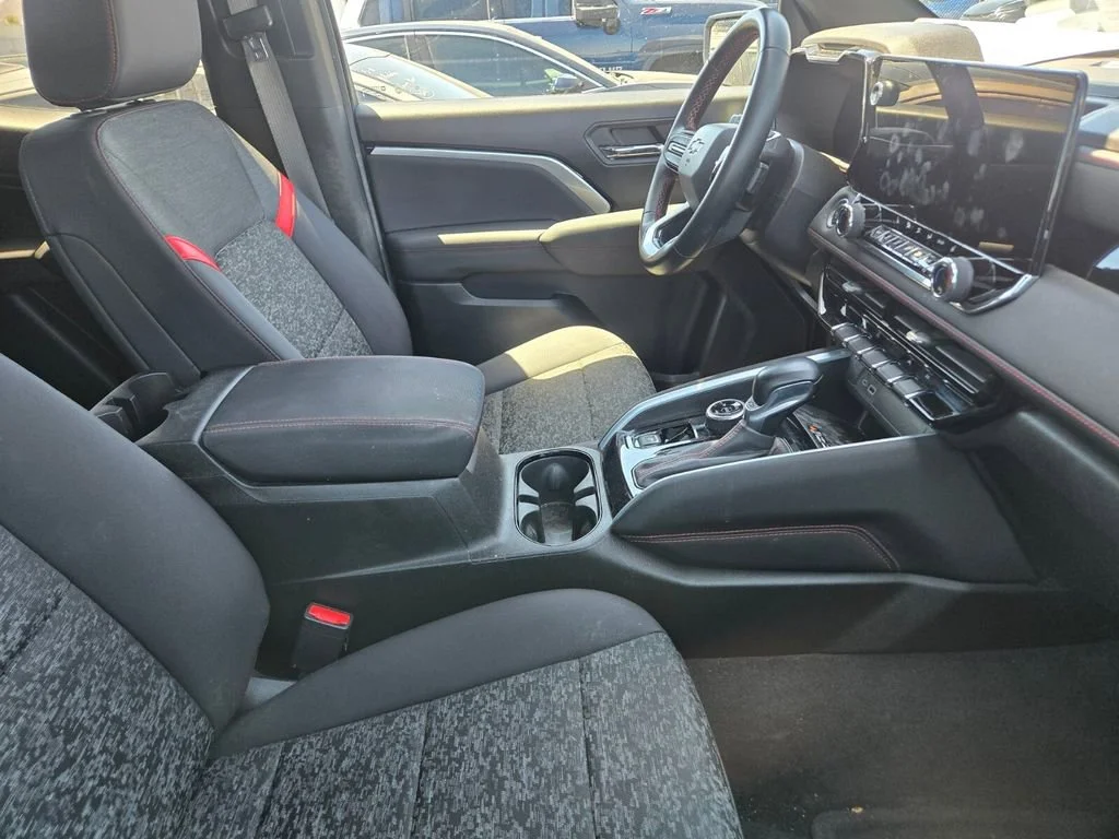 Used 2024 Glacier Blue Metallic Chevrolet Z71 image 3