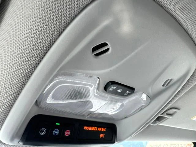 Used 2025 Gray Chevrolet LT image 19