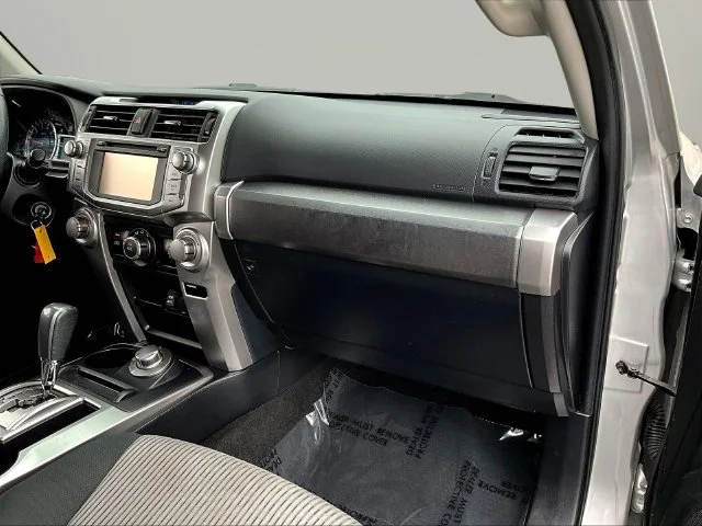 Used 2019 Silver Toyota SR5 image 31