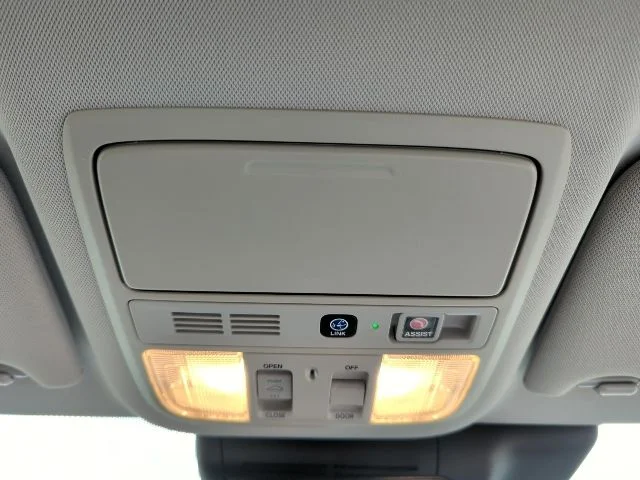 Used 2018  Honda Touring image 20