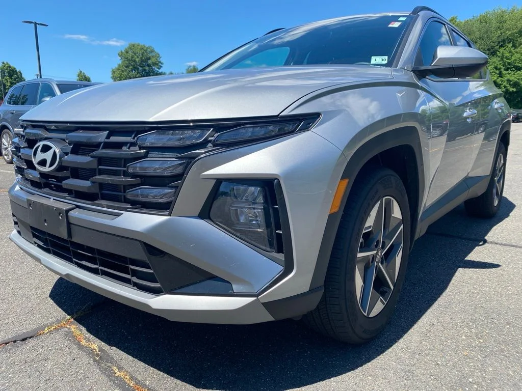 Used 2025 Silver Hyundai SEL image 2