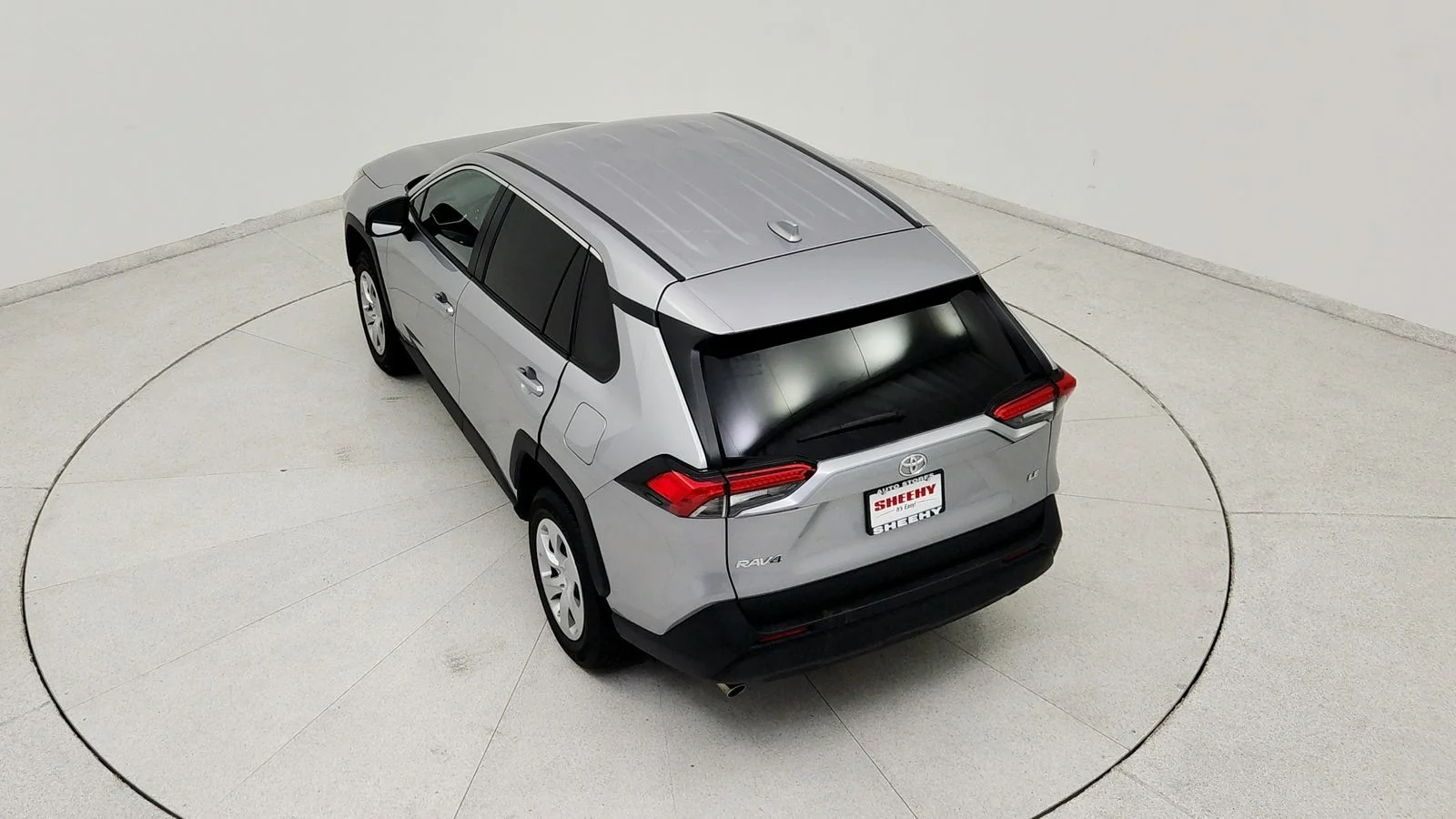 Used 2025 Silver Toyota LE image 18