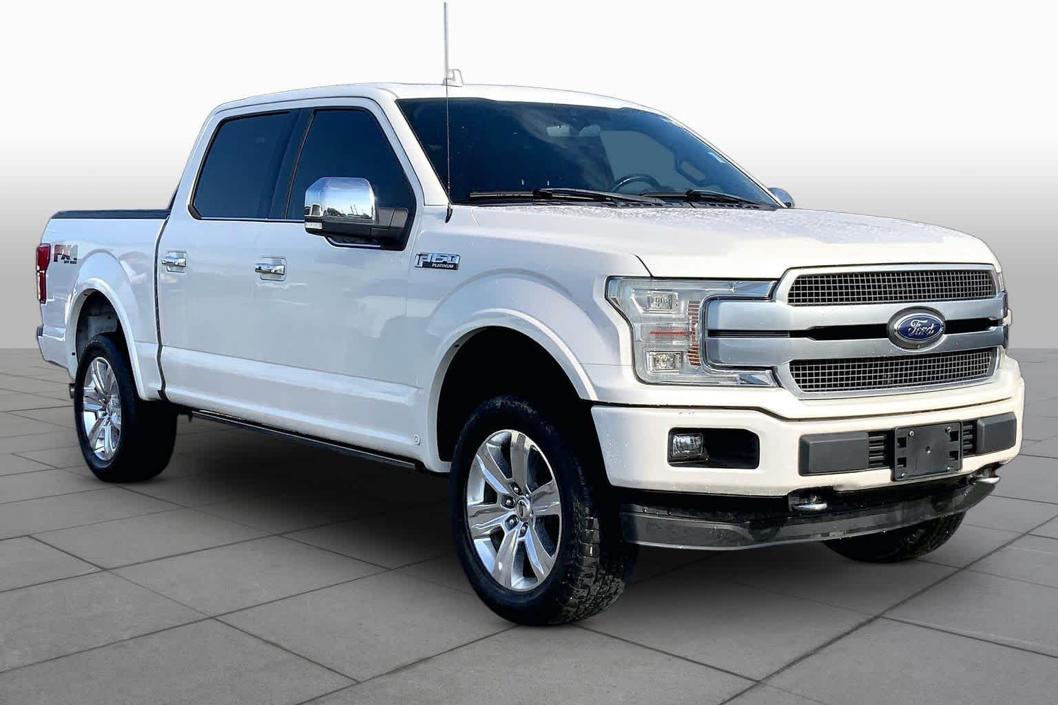 Used 2019 White Platinum Metallic Tri-Coat Ford Platinum image 3