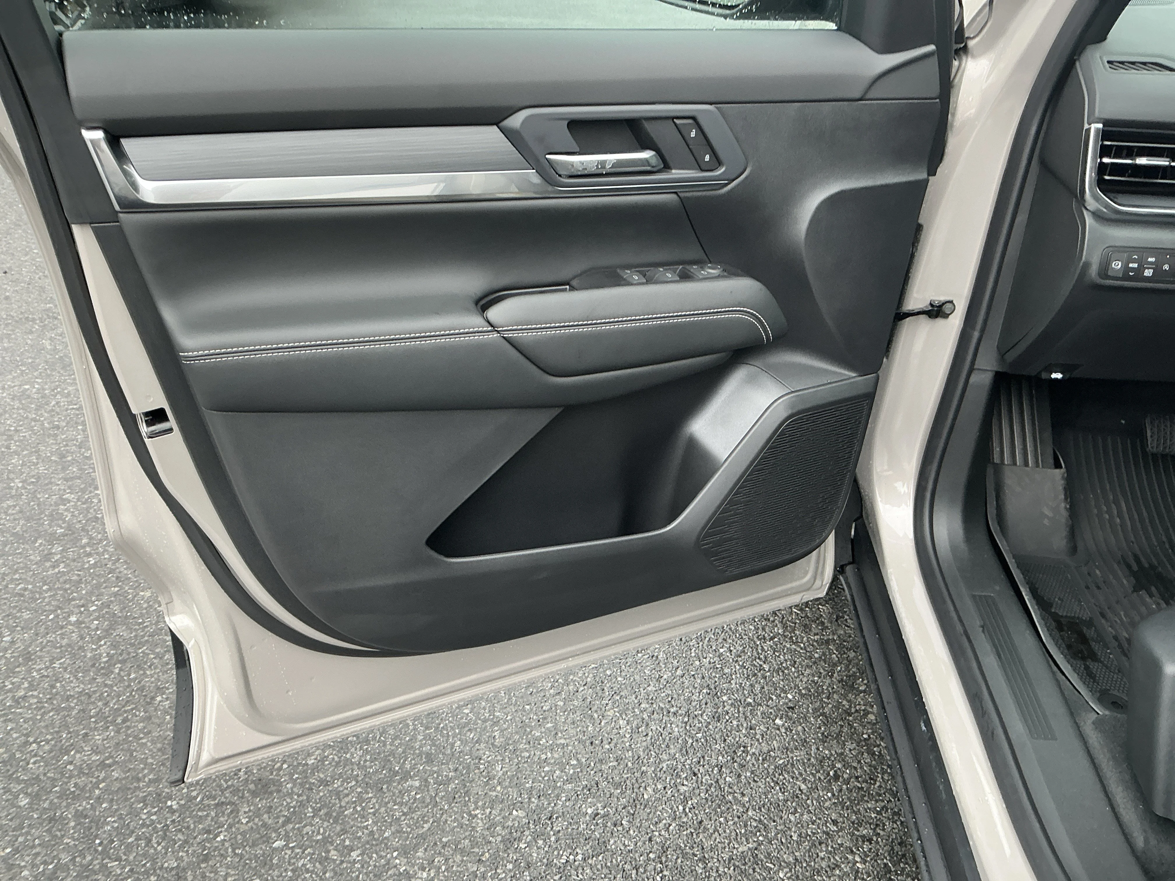 2027 GMC Terrain Elevation - Photo 13