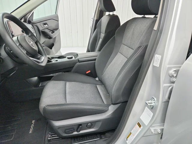 Used 2024 Silver Nissan SV image 19