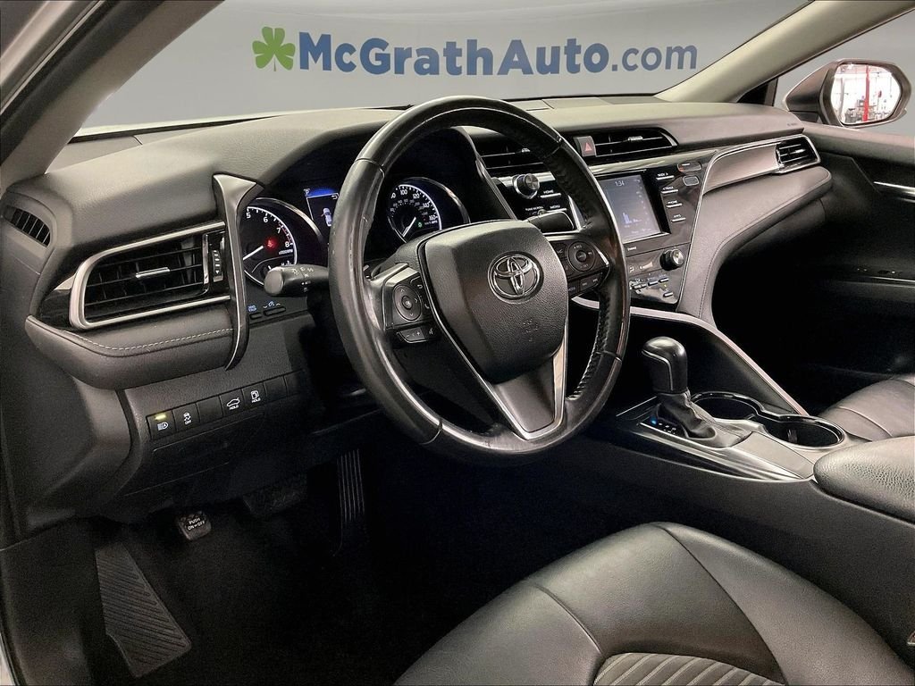Used 2020 Silver Toyota SE image 17