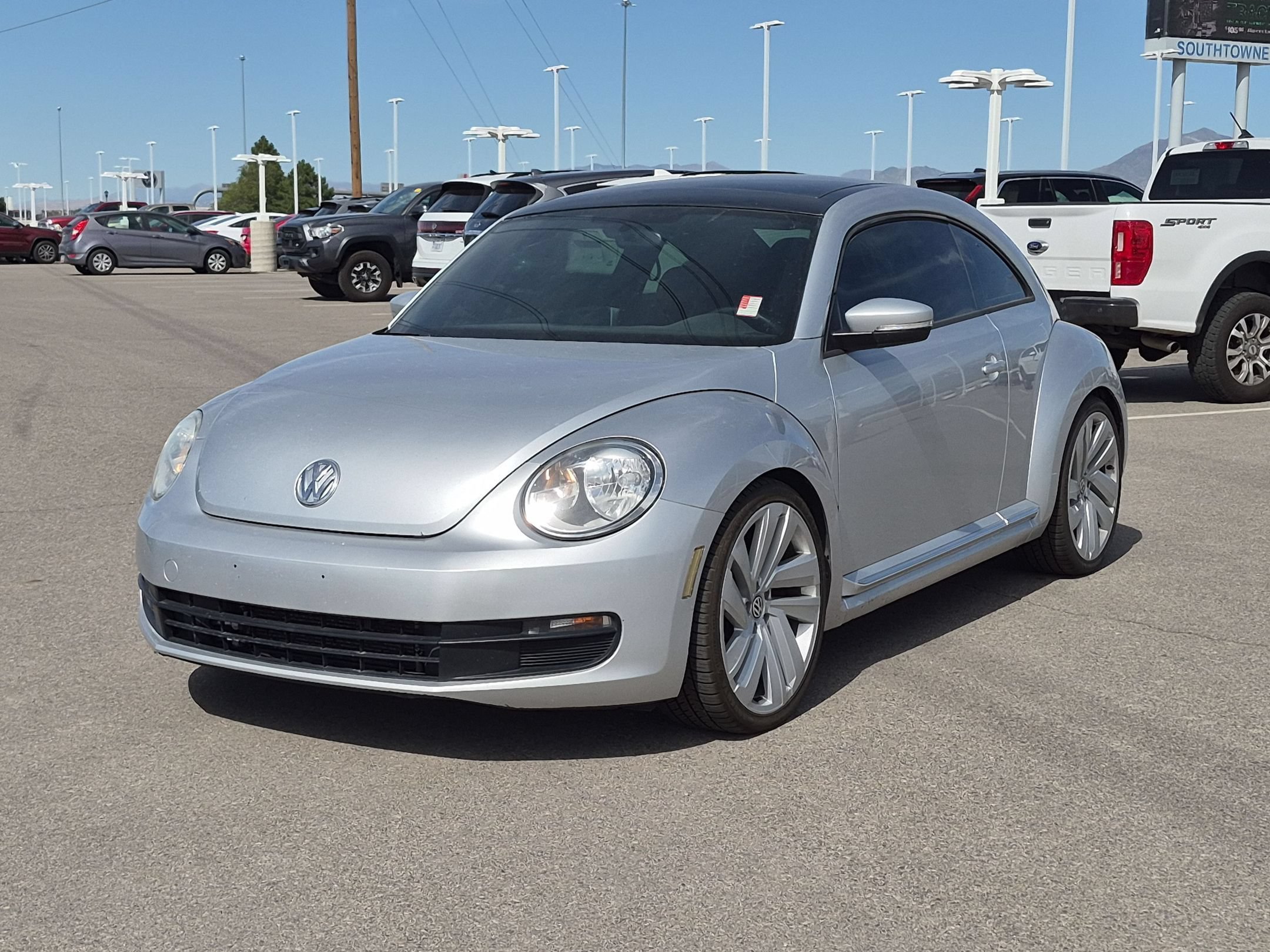 Used 2013 Silver Volkswagen 2.5L image 8