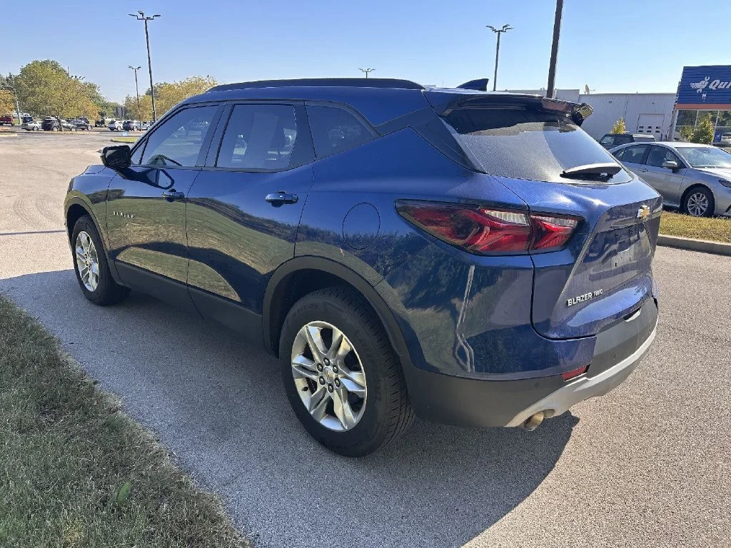 Used 2022 Blue Chevrolet LT image 10