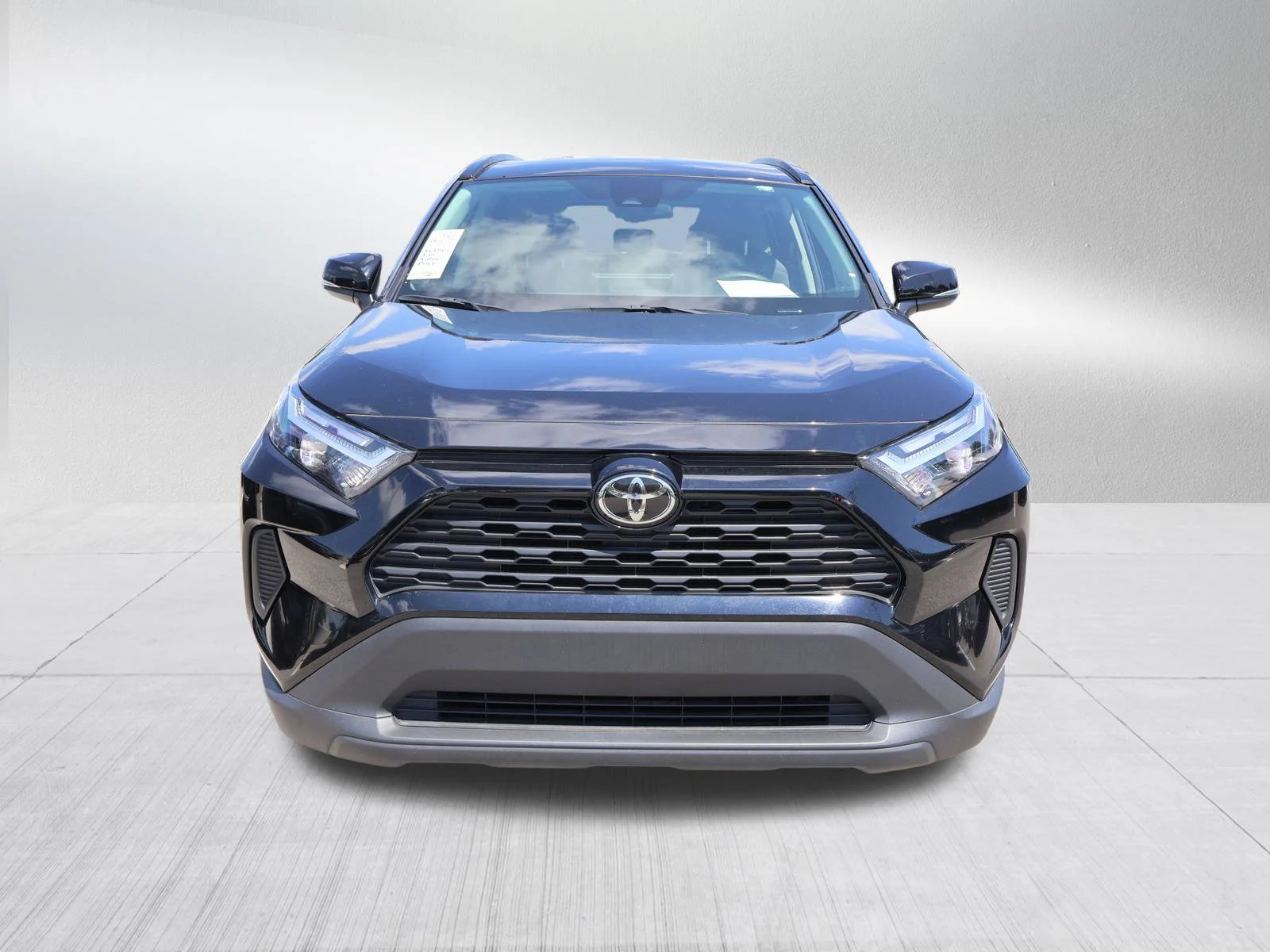 Used 2025 Toyota RAV4 XLE with VIN 4T3RWRFV7SU181206 for sale in Kansas City