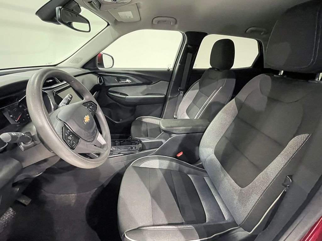 Used 2023 Red Chevrolet LT image 3