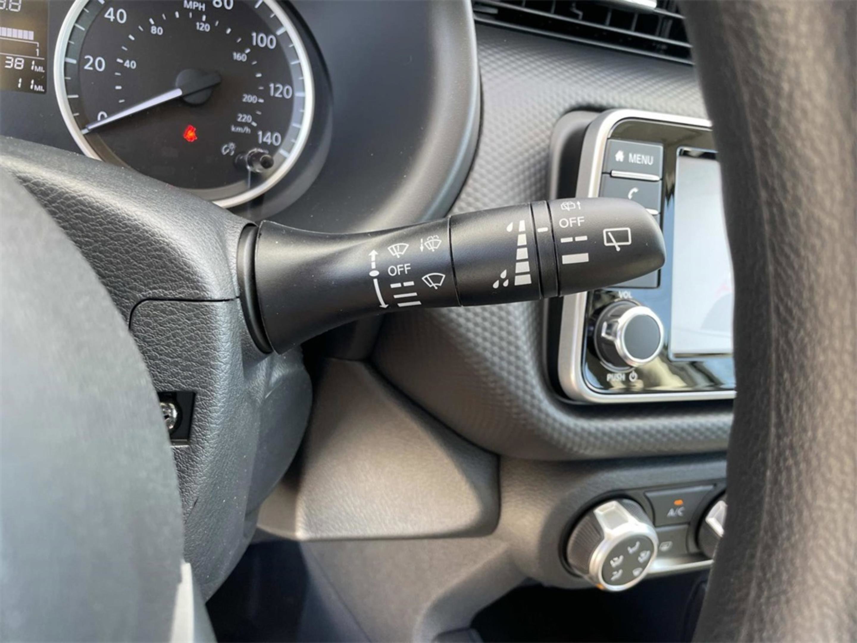 2025 Nissan KICKS PLAY Base - Photo 19