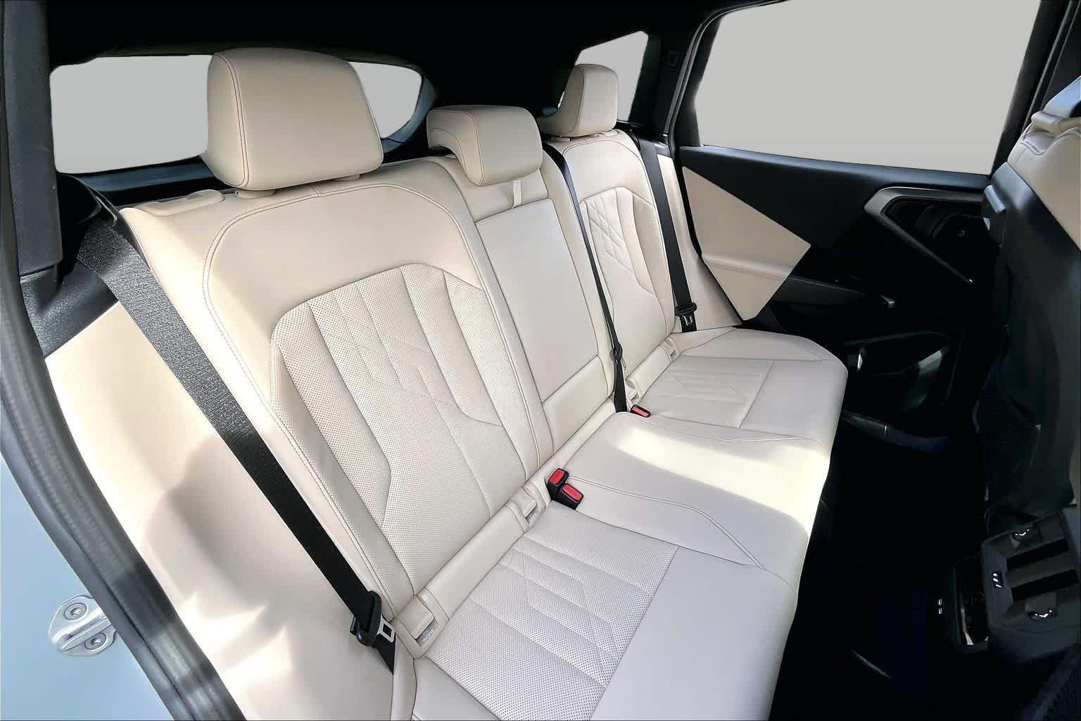 Used 2025 Brooklyn Grey Metallic BMW 30 xDrive image 18