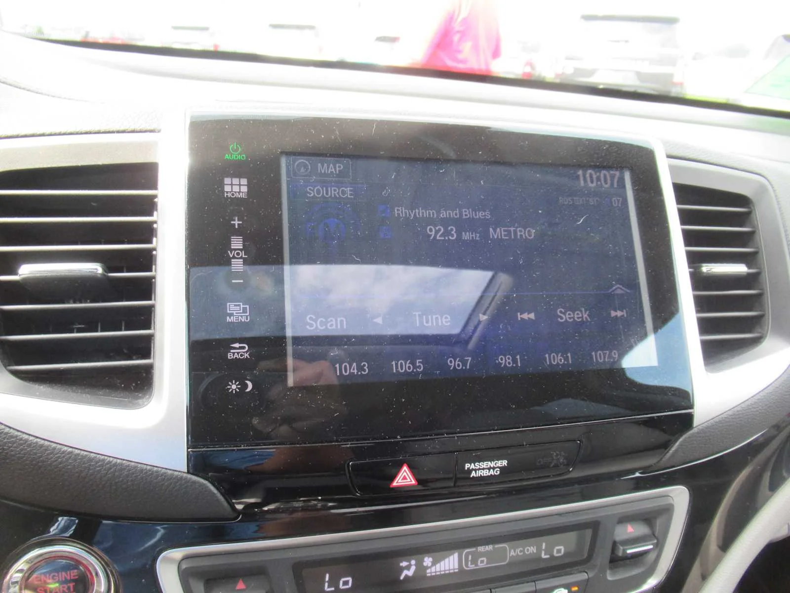 Used 2016 Black Forest Pearl Honda Touring image 29