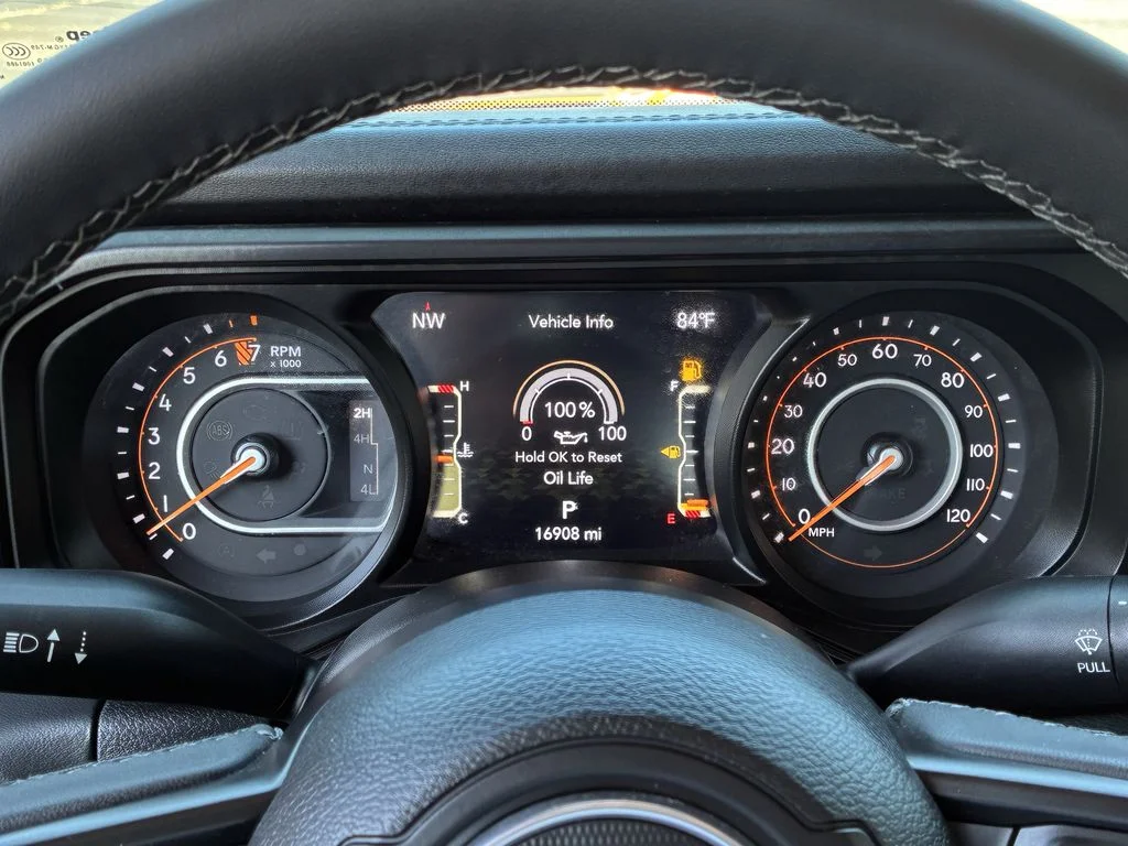 Used 2025 Orange Jeep Rubicon image 30