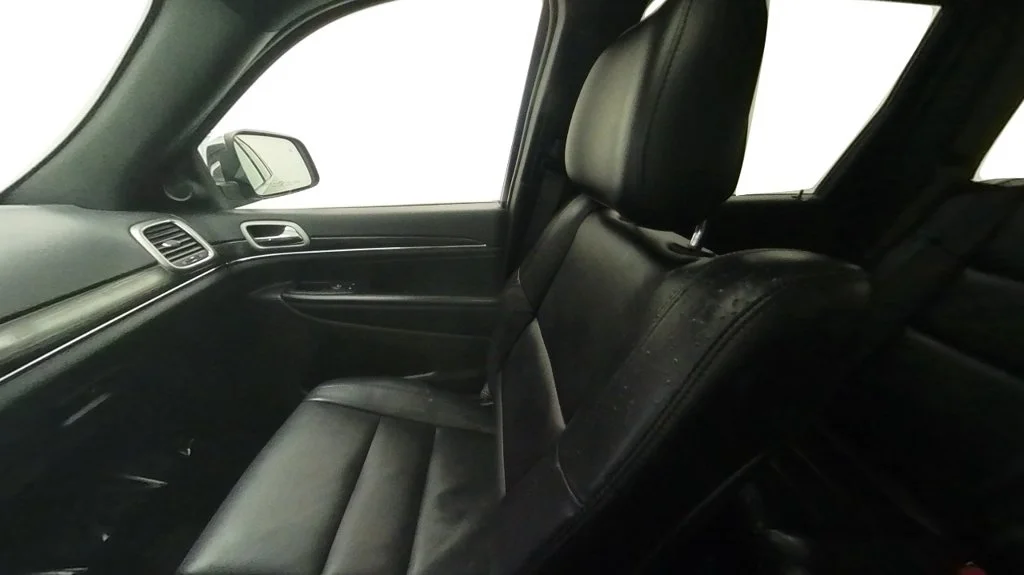 Used 2021 Black Jeep Limited image 28