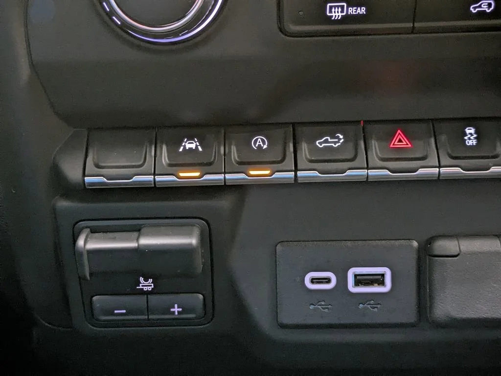 Used 2024 Summit White Chevrolet Custom image 9