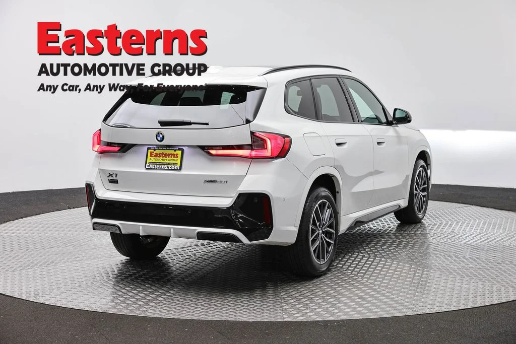 Used 2023 White BMW xDrive28i image 5