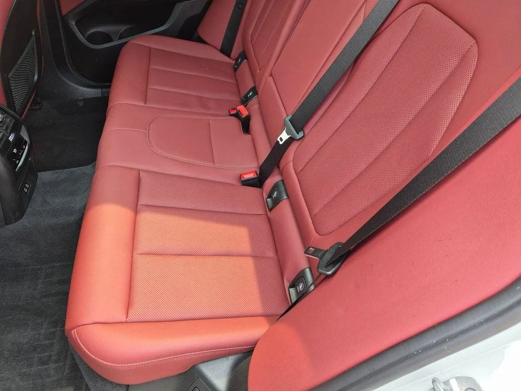 Used 2024 White BMW M40i image 28
