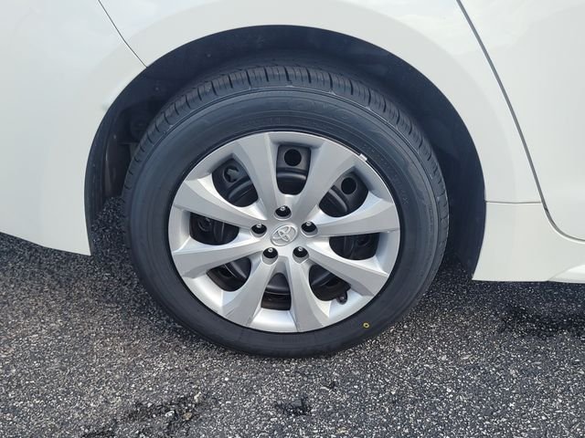 Used 2024 White Toyota LE image 7