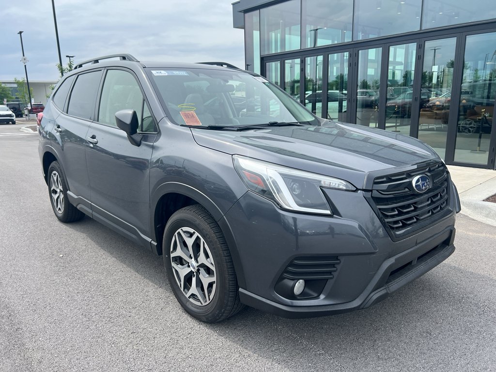 2022 Subaru Forester Premium's photo