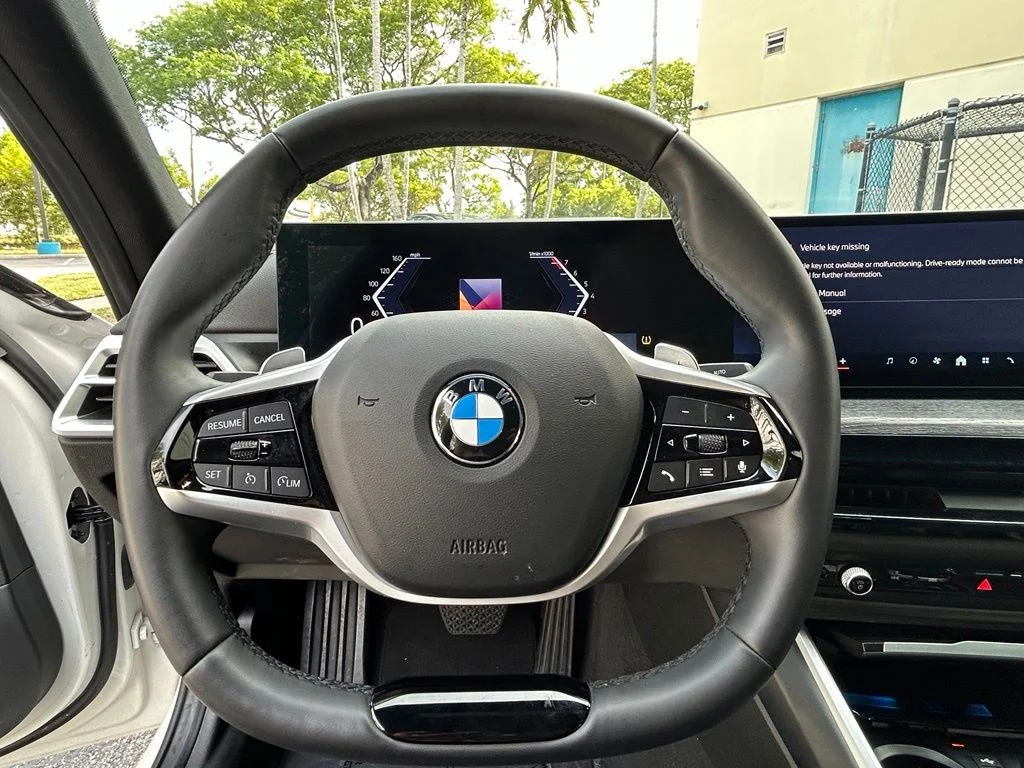 Used 2025 White BMW 330i image 19