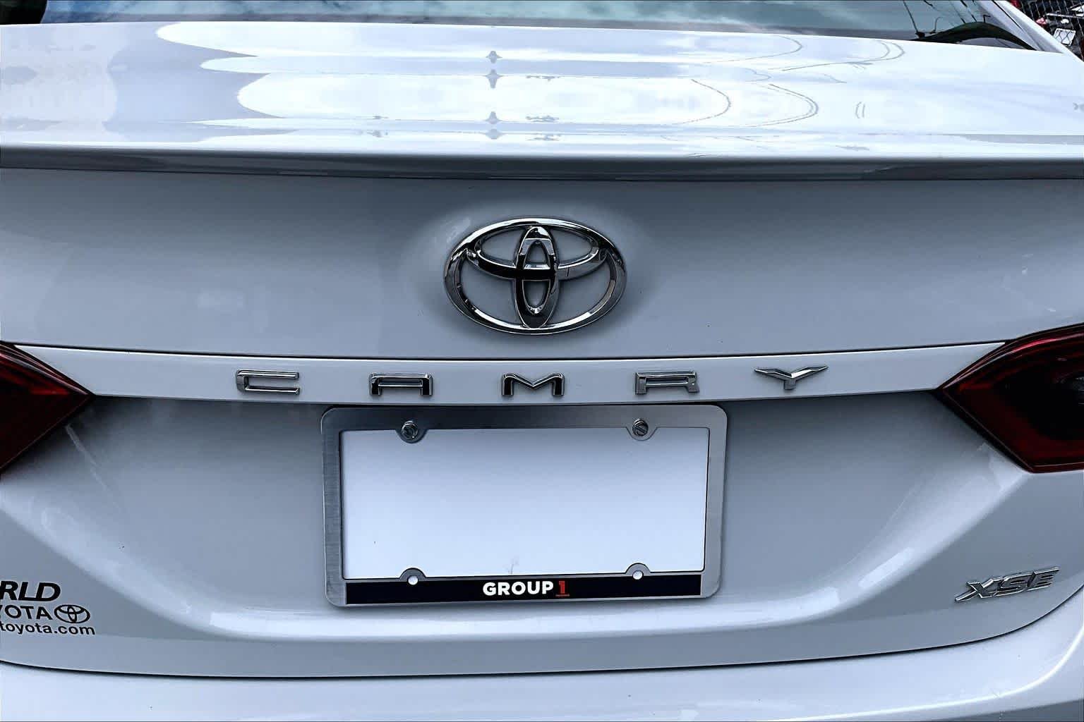 Used 2023 Ice Edge Toyota XSE image 31