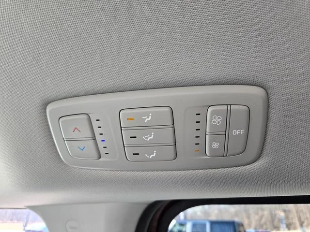 Used 2024 Red Kia LX image 16